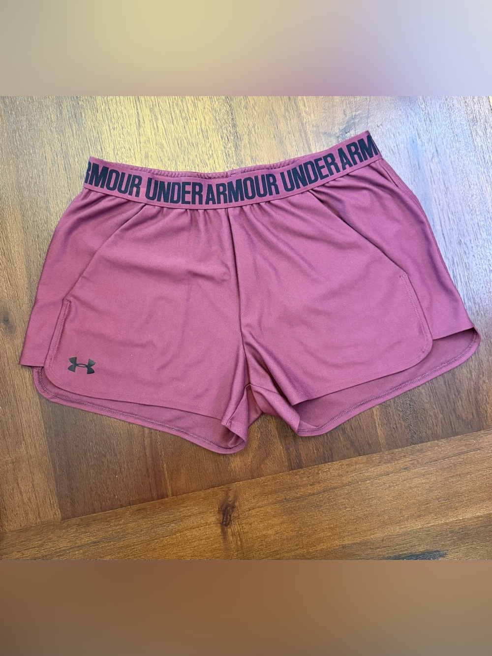 Under Armour Women’s Mauve/Dusty Burgundy Athletic Shorts, Size Medium